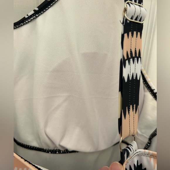 NWTs Bloomchic Stripped Swimsuit, Sz 3XL - Picture 6 of 9